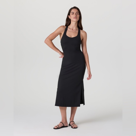Vuori Dresses & Skirts - Vuori Halo Racerback Dress Black